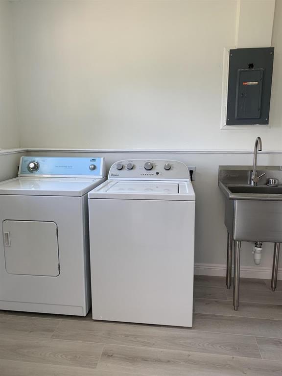 383 Evergreen Avenue