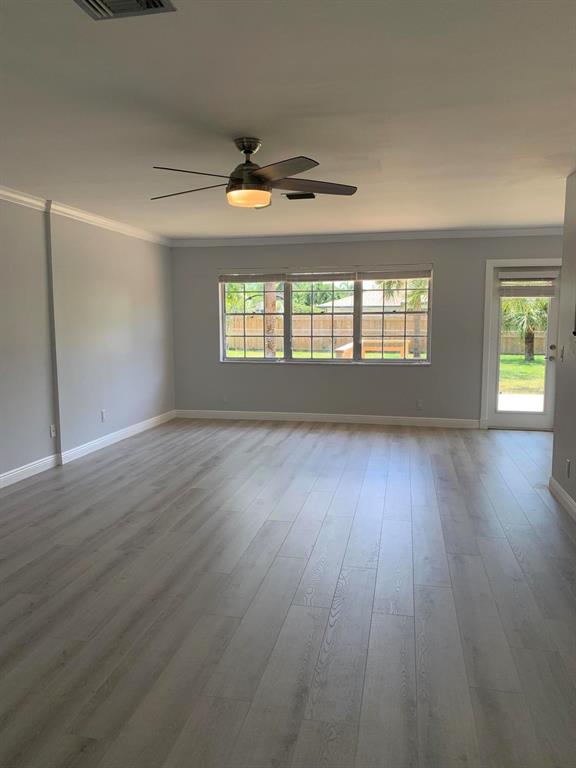 383 Evergreen Avenue