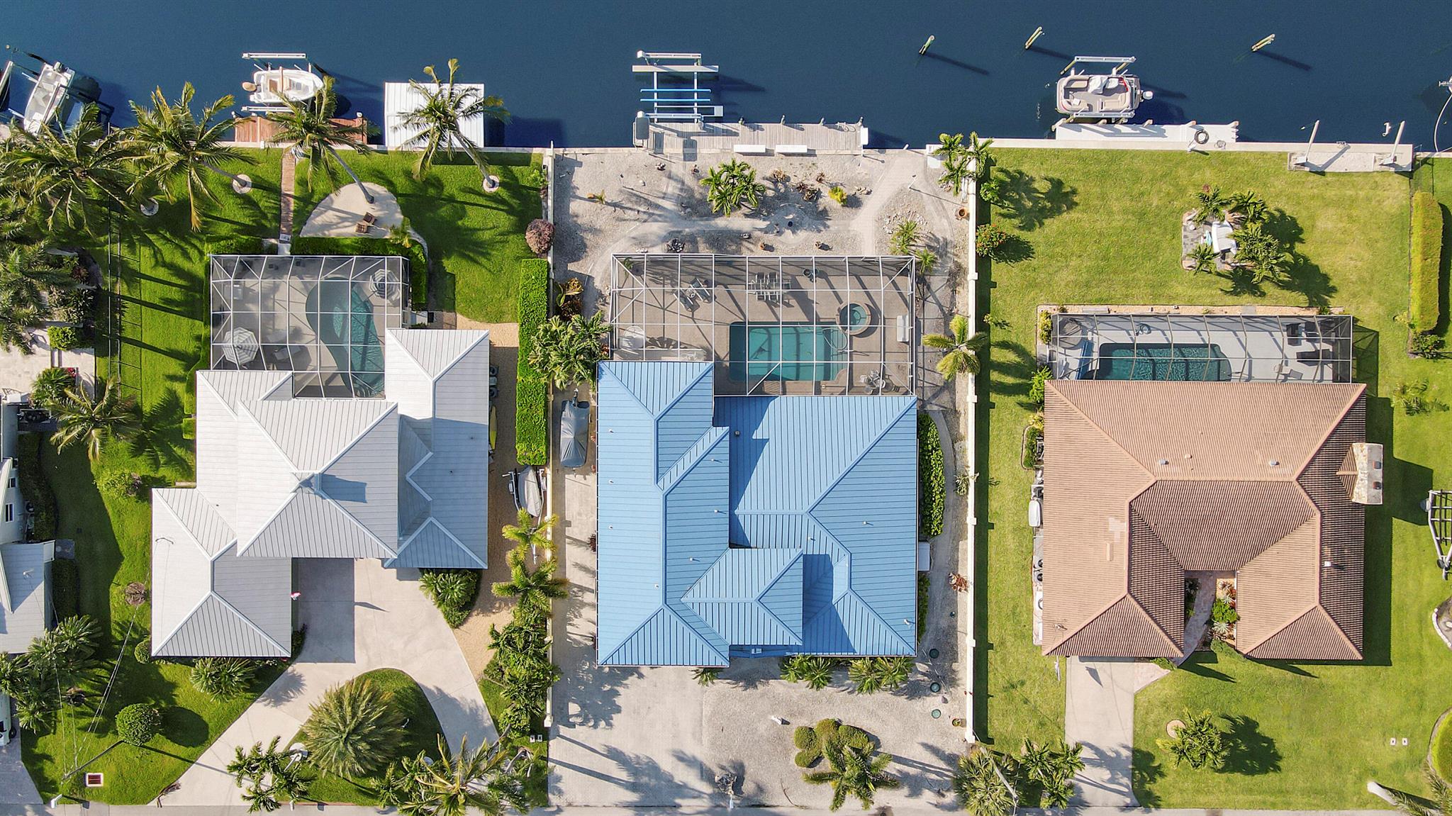 8538 SE Coconut Street