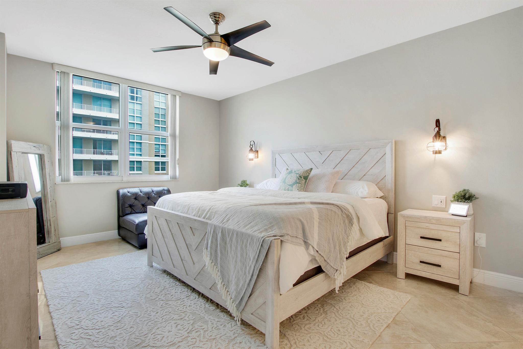 625 Casa Loma Boulevard 1107