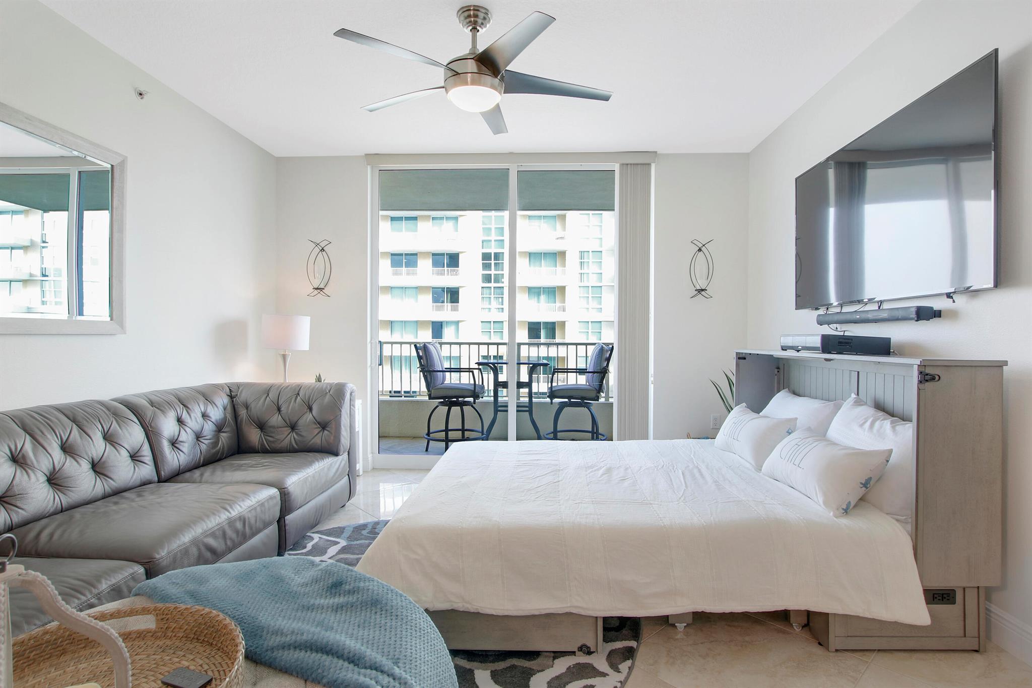 625 Casa Loma Boulevard 1107