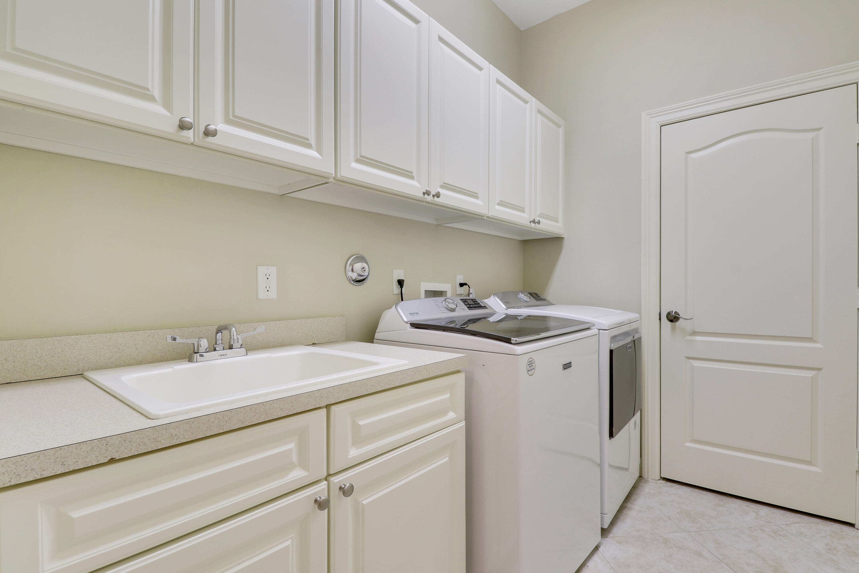 1133 Vintner Boulevard