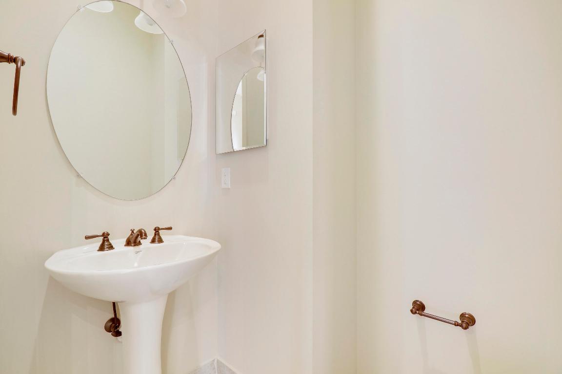 1133 Vintner Boulevard