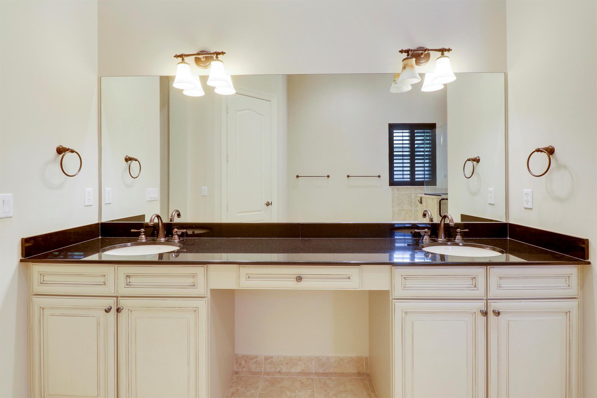 1133 Vintner Boulevard