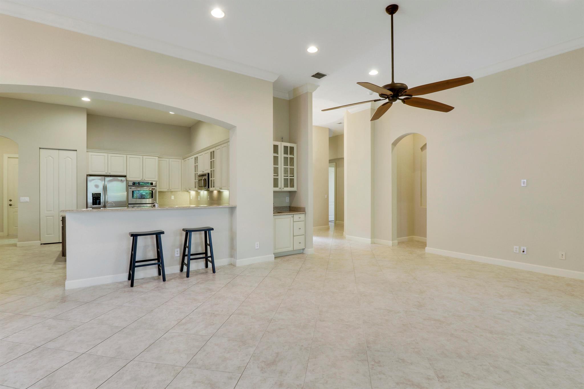 1133 Vintner Boulevard