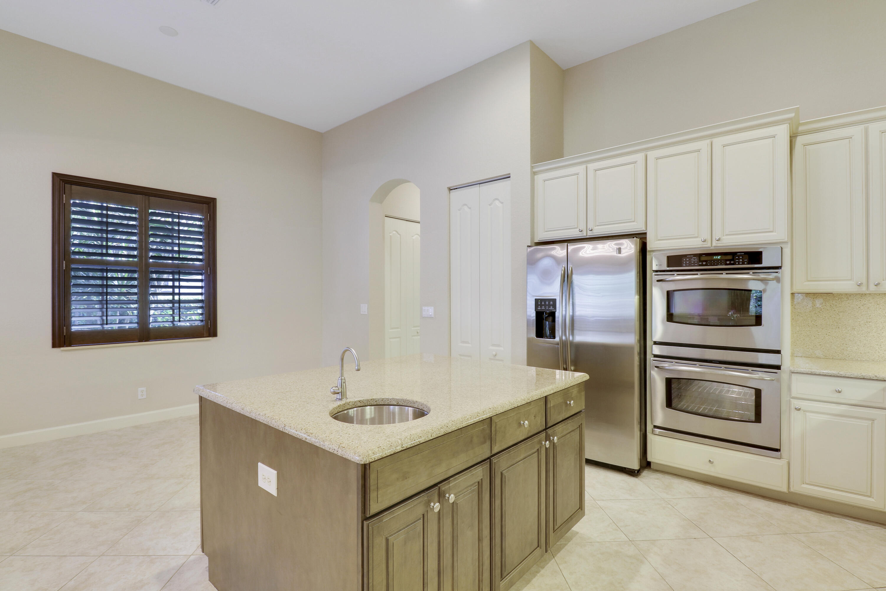 1133 Vintner Boulevard