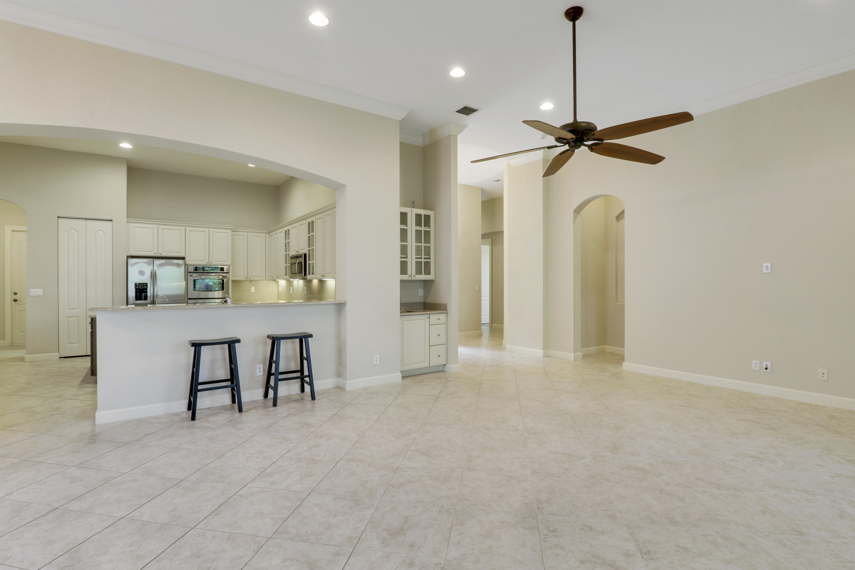 1133 Vintner Boulevard