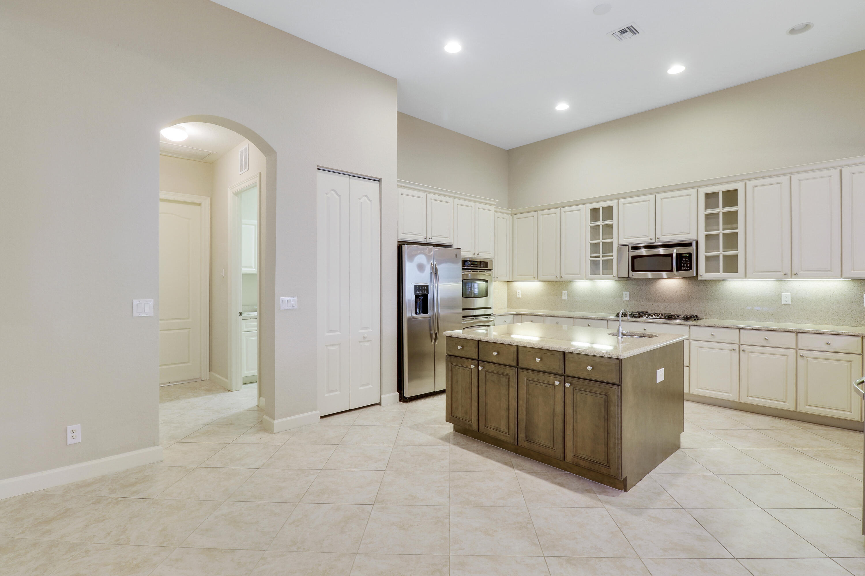 1133 Vintner Boulevard