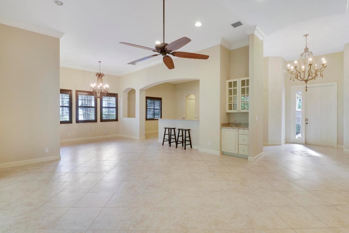 1133 Vintner Boulevard