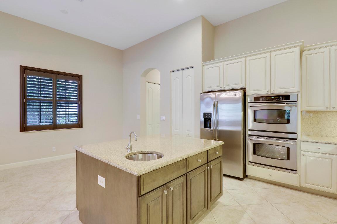 1133 Vintner Boulevard