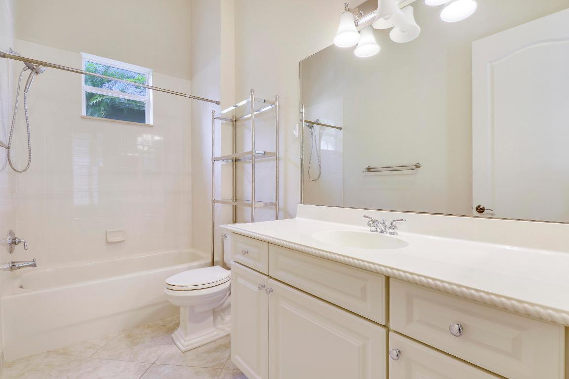 1133 Vintner Boulevard