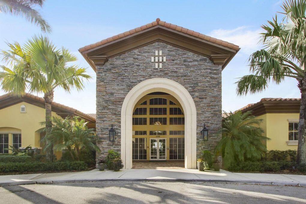 1133 Vintner Boulevard