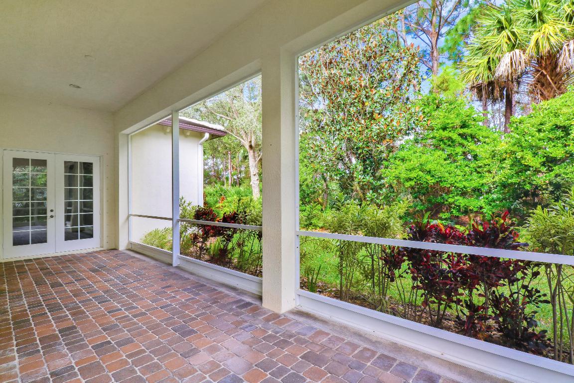 1133 Vintner Boulevard