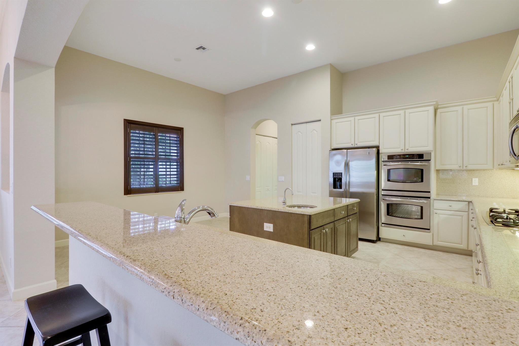 1133 Vintner Boulevard