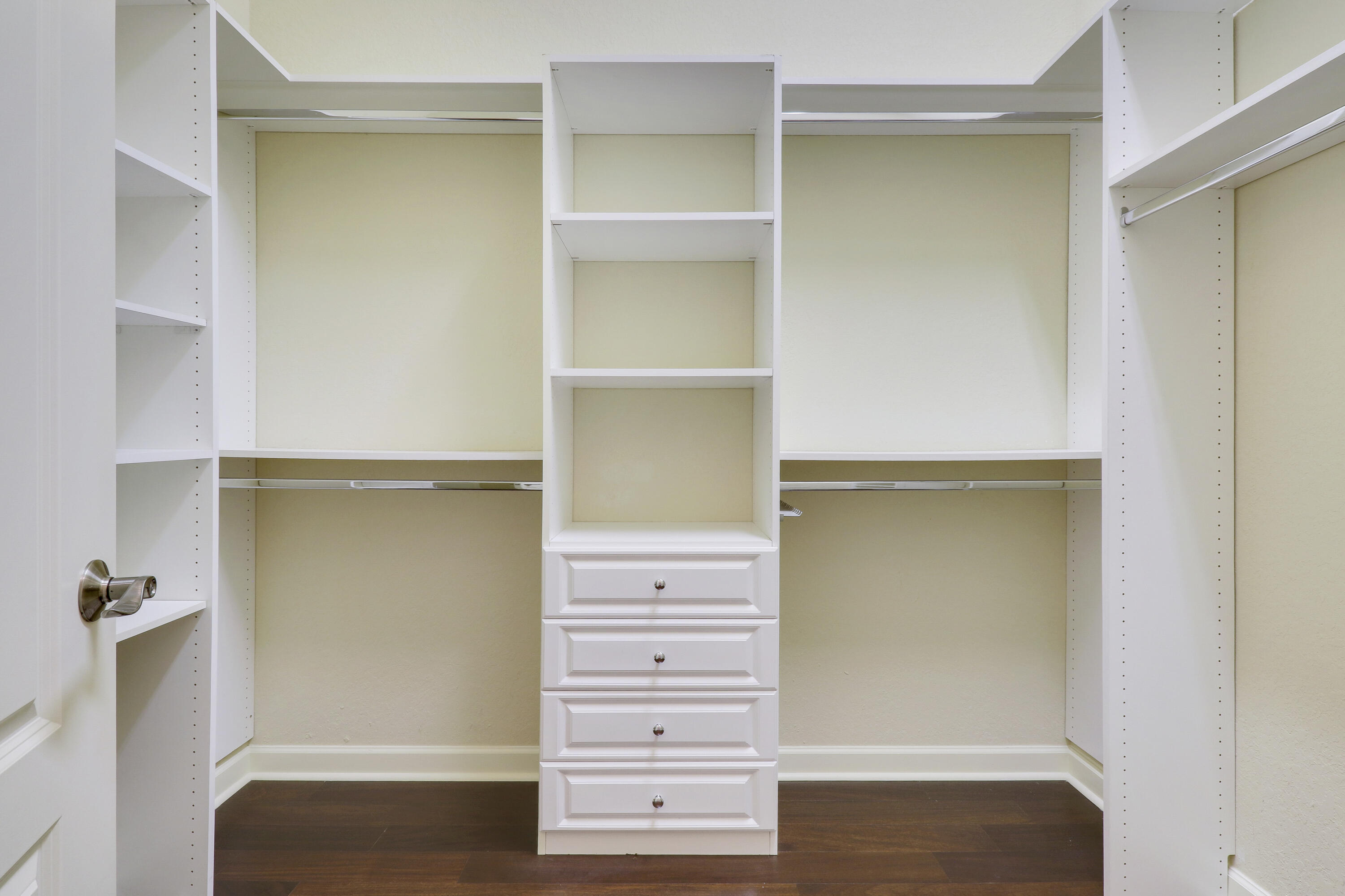 1133 Vintner Boulevard