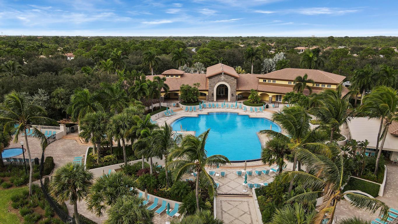 1133 Vintner Boulevard