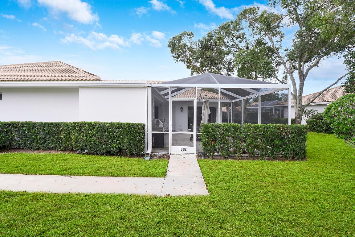 1602 Silverleaf Oak Court