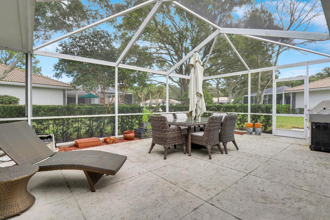 1602 Silverleaf Oak Court