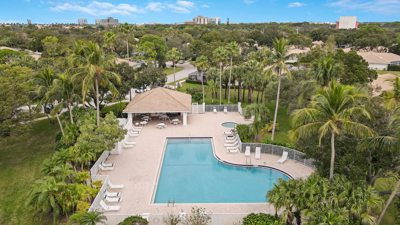 1602 Silverleaf Oak Court