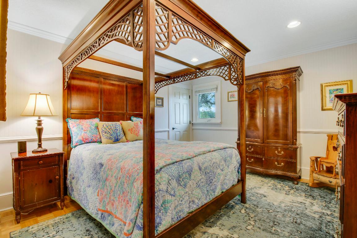 19638 Red Maple Lane