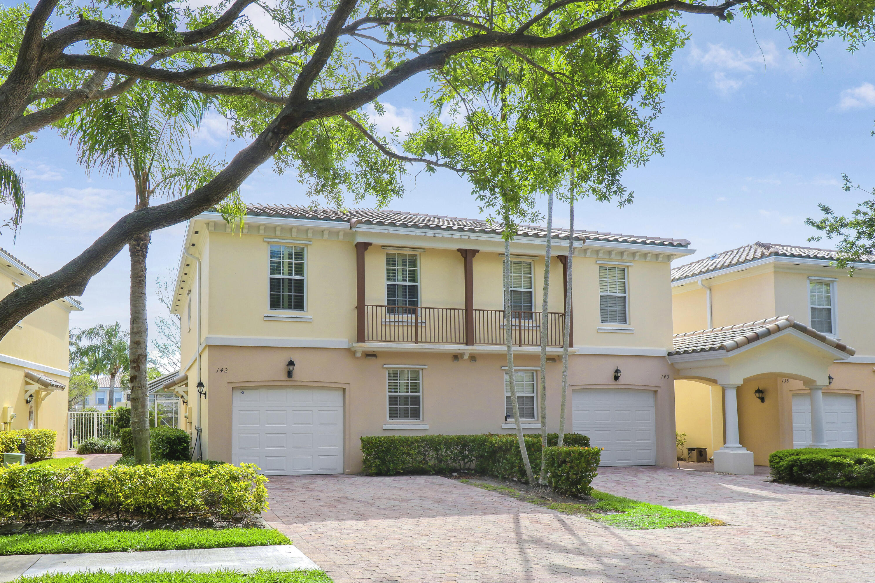 142 Santa Barbara Way