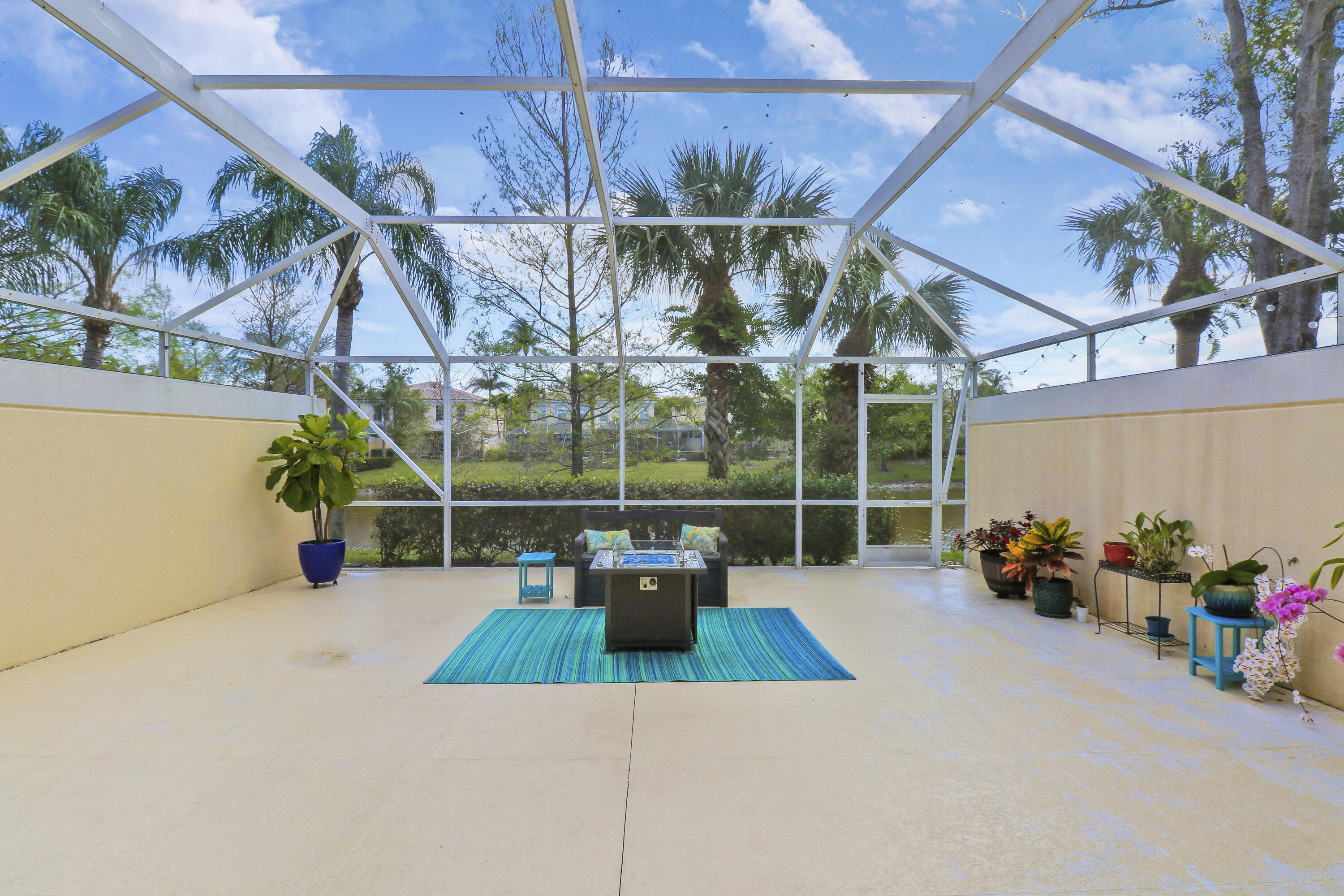 142 Santa Barbara Way