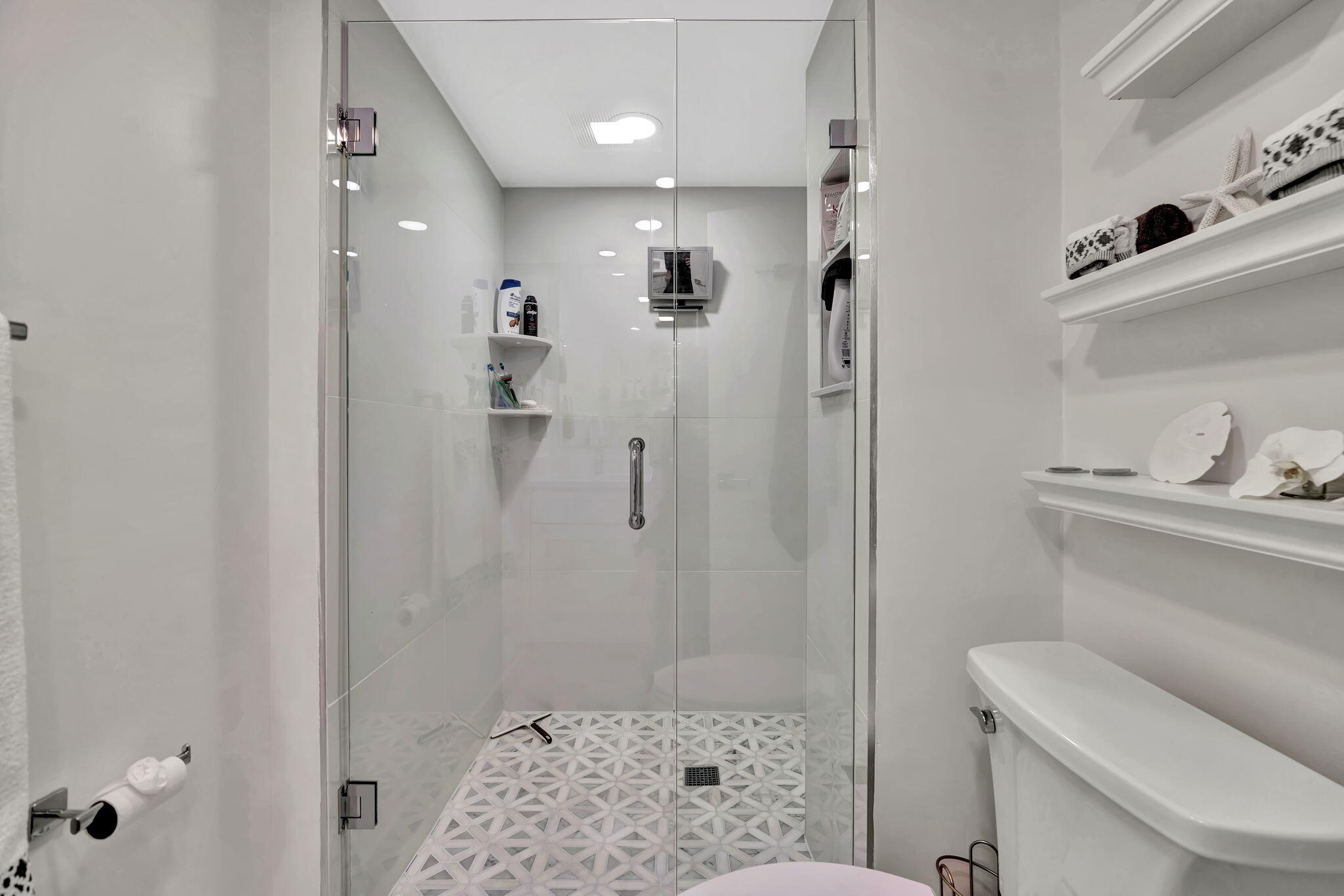 1208 Marine Way 803