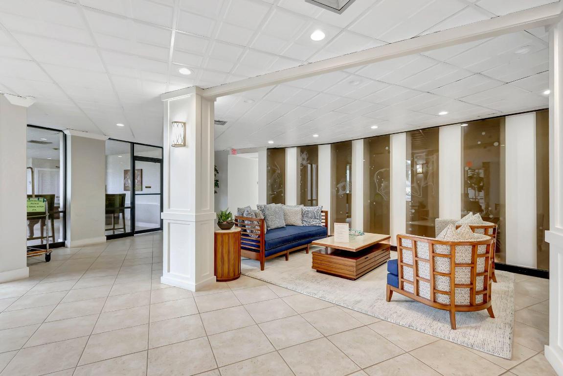 336 Golfview Road 914