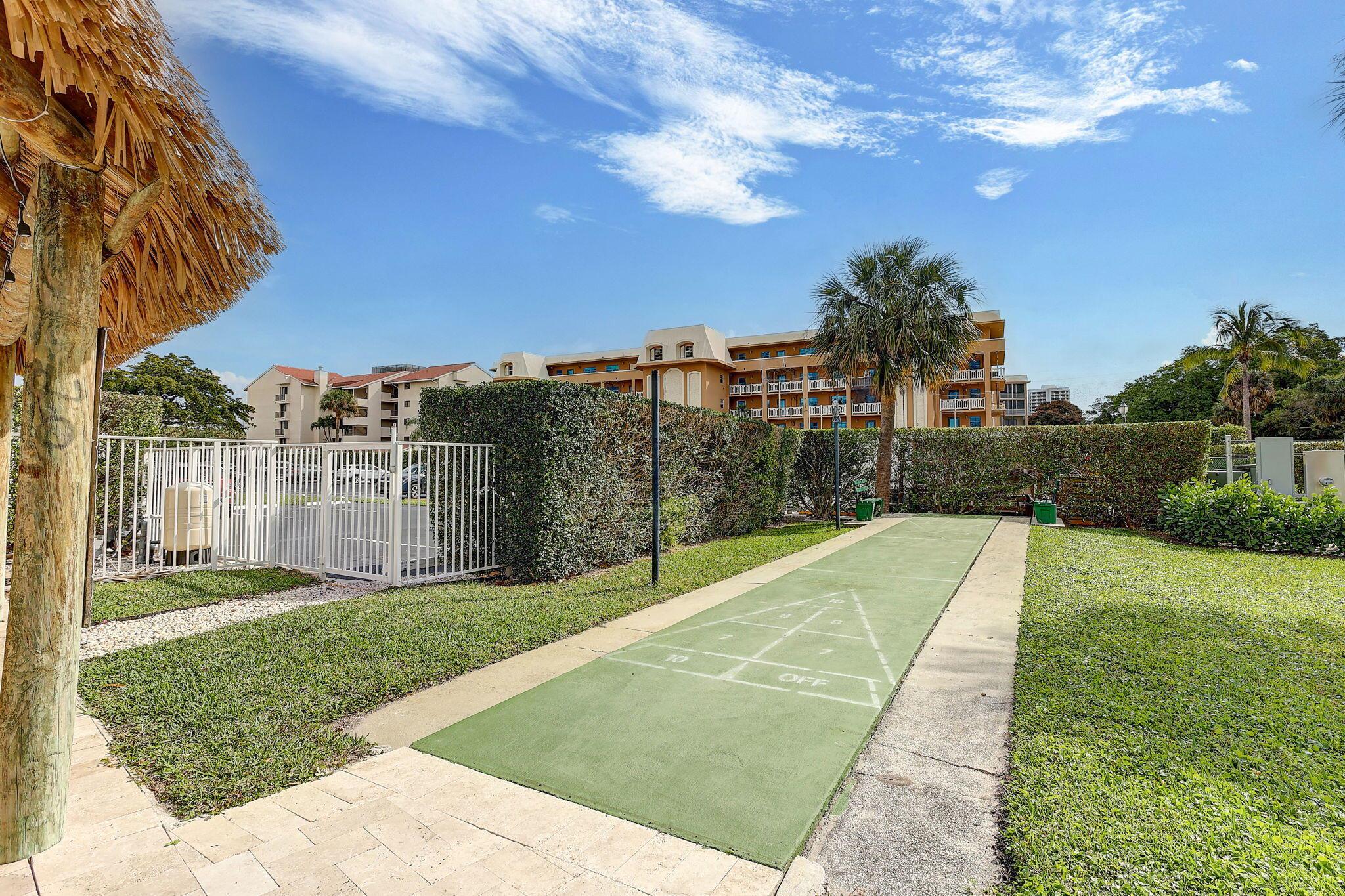 336 Golfview Road 914