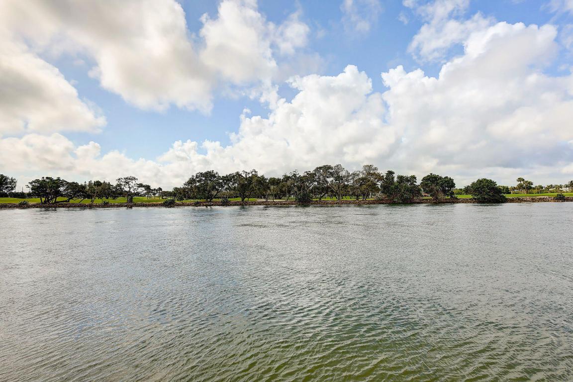 336 Golfview Road 914