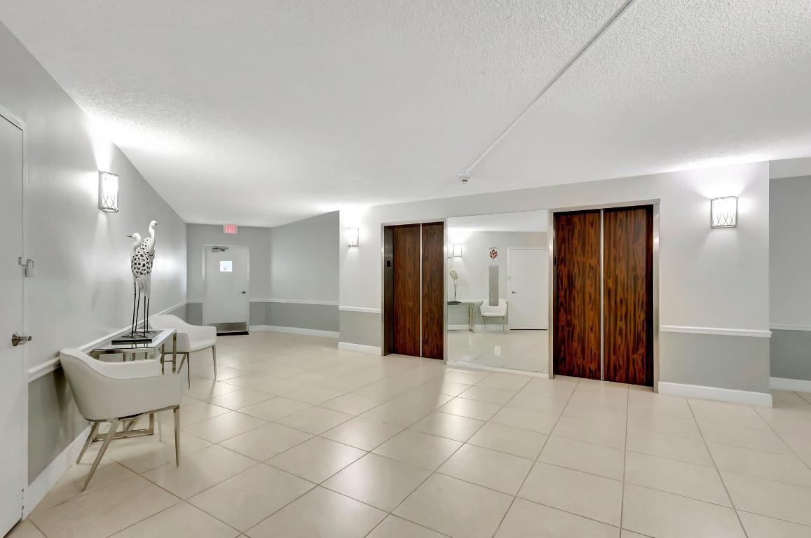 336 Golfview Road 914