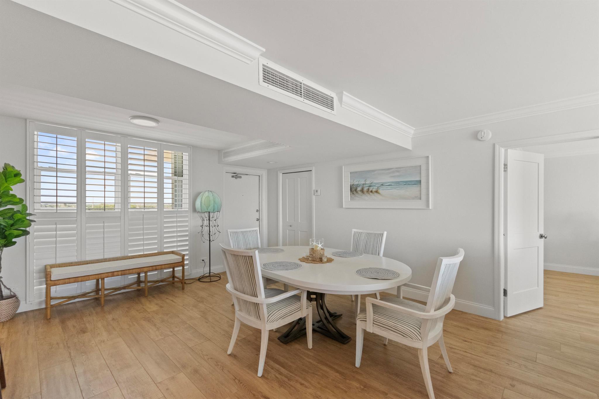 130 Lakeshore Drive 923