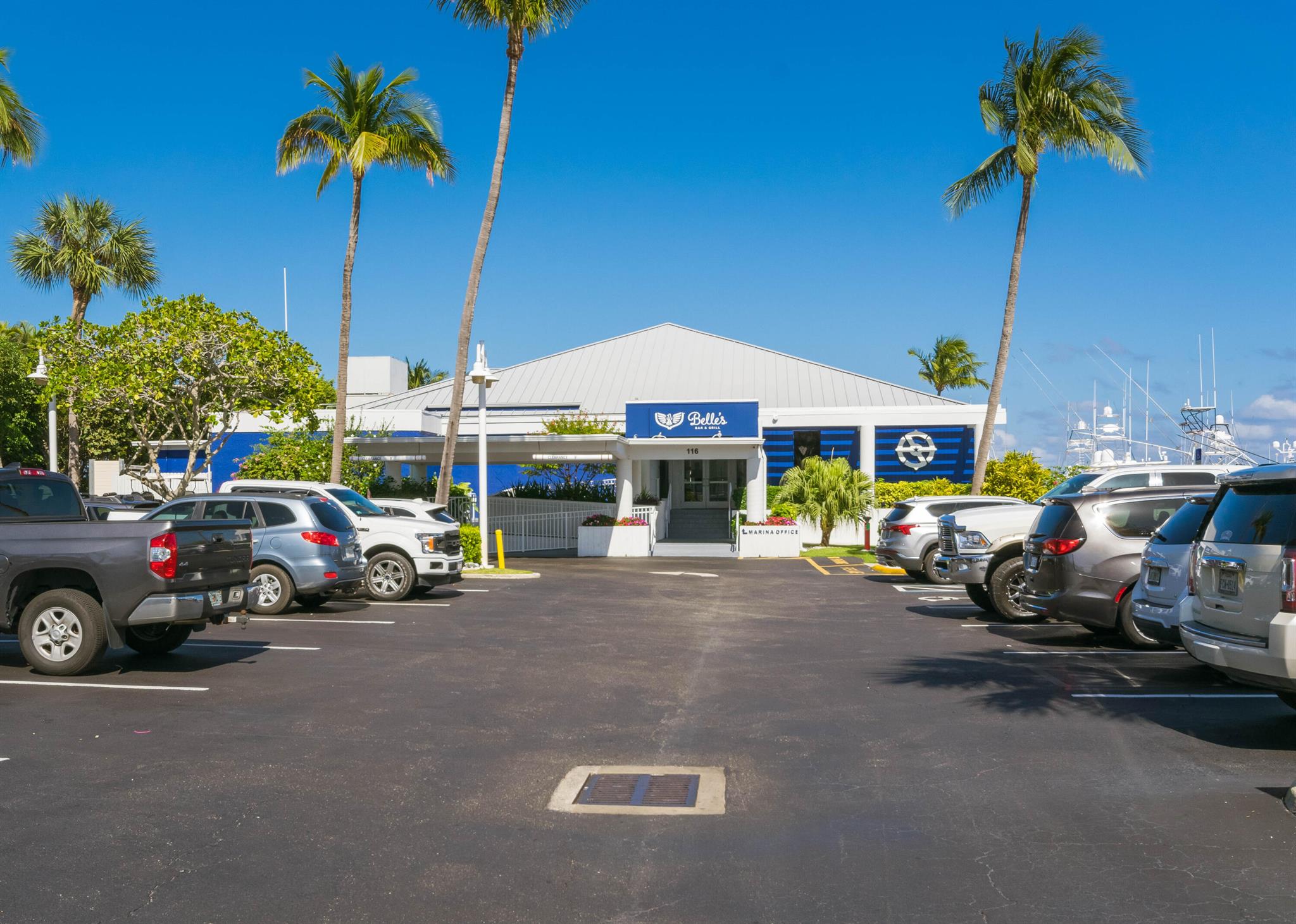 130 Lakeshore Drive 923