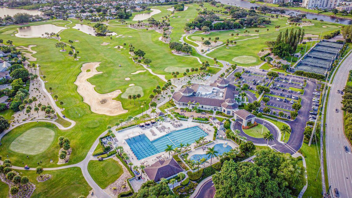 130 Lakeshore Drive 923