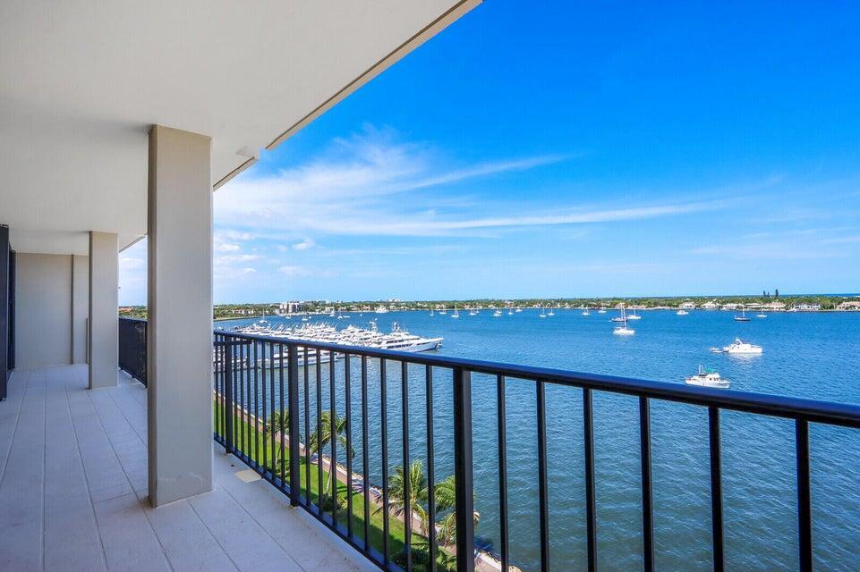 130 Lakeshore Drive 923