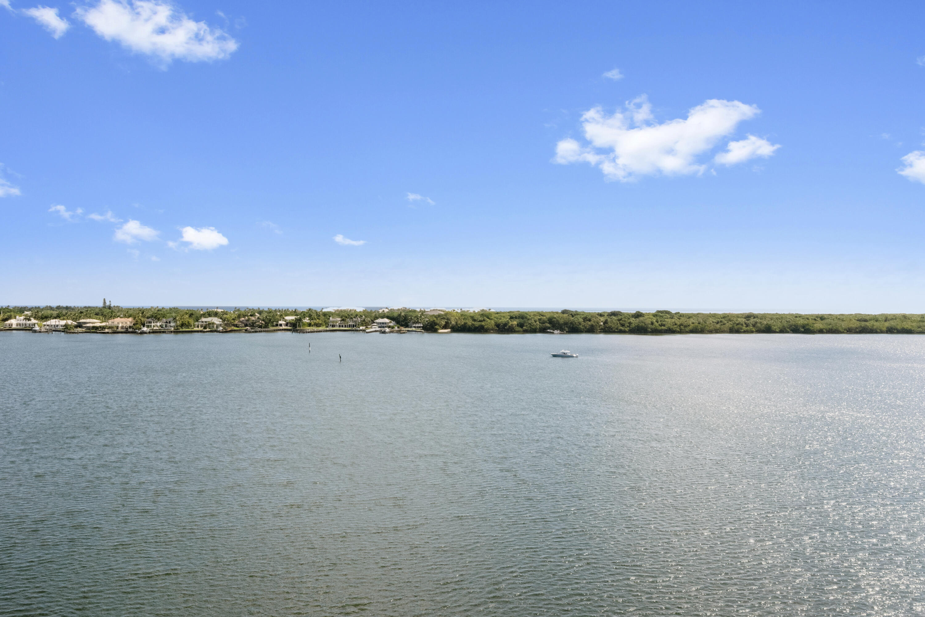 130 Lakeshore Drive 923