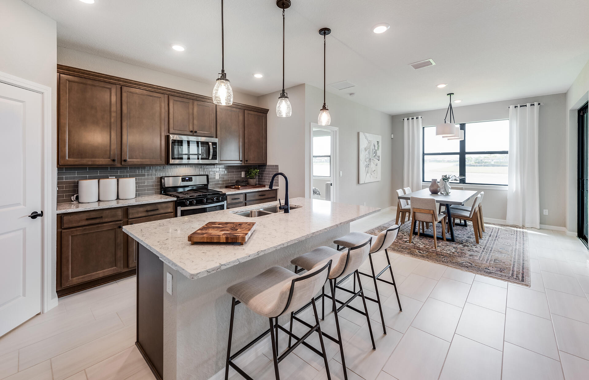 409 SE Filoli Drive Cedar 124