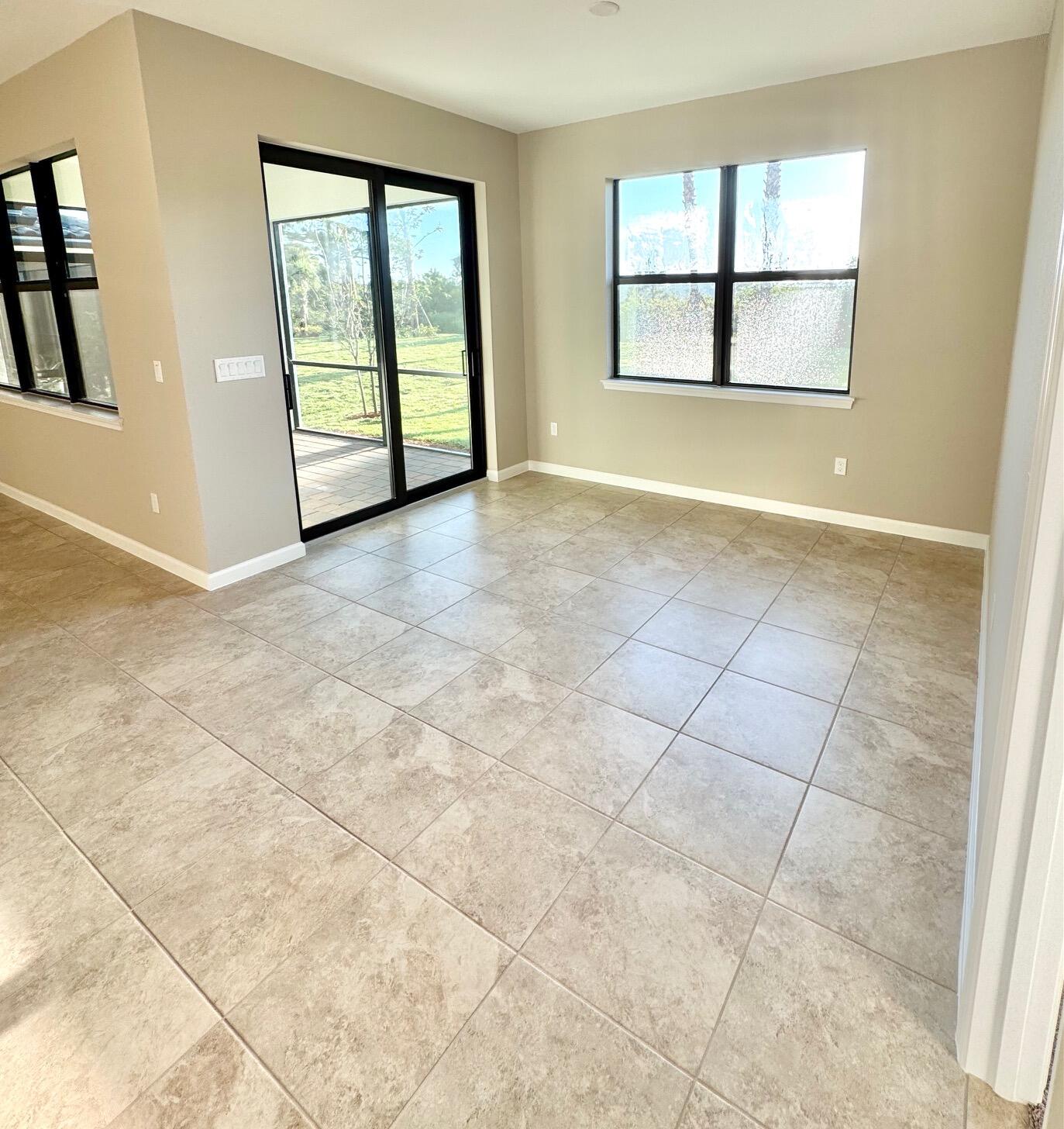 409 SE Filoli Drive Cedar 124