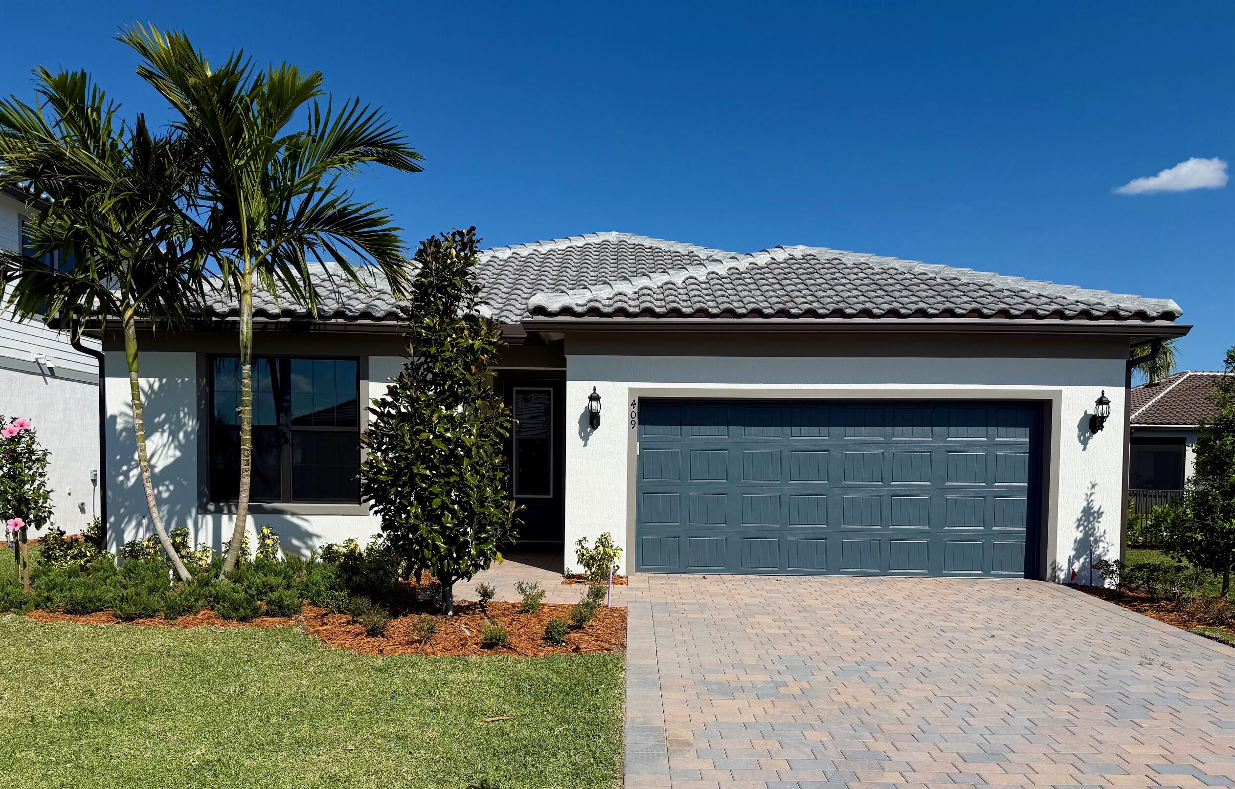 409 SE Filoli Drive Cedar 124