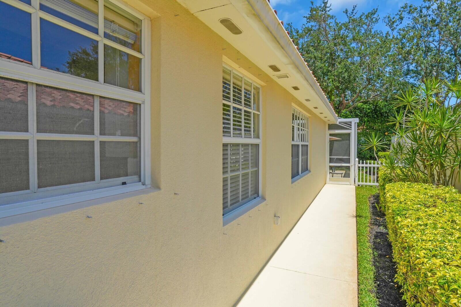 2503 SW Parkside Drive