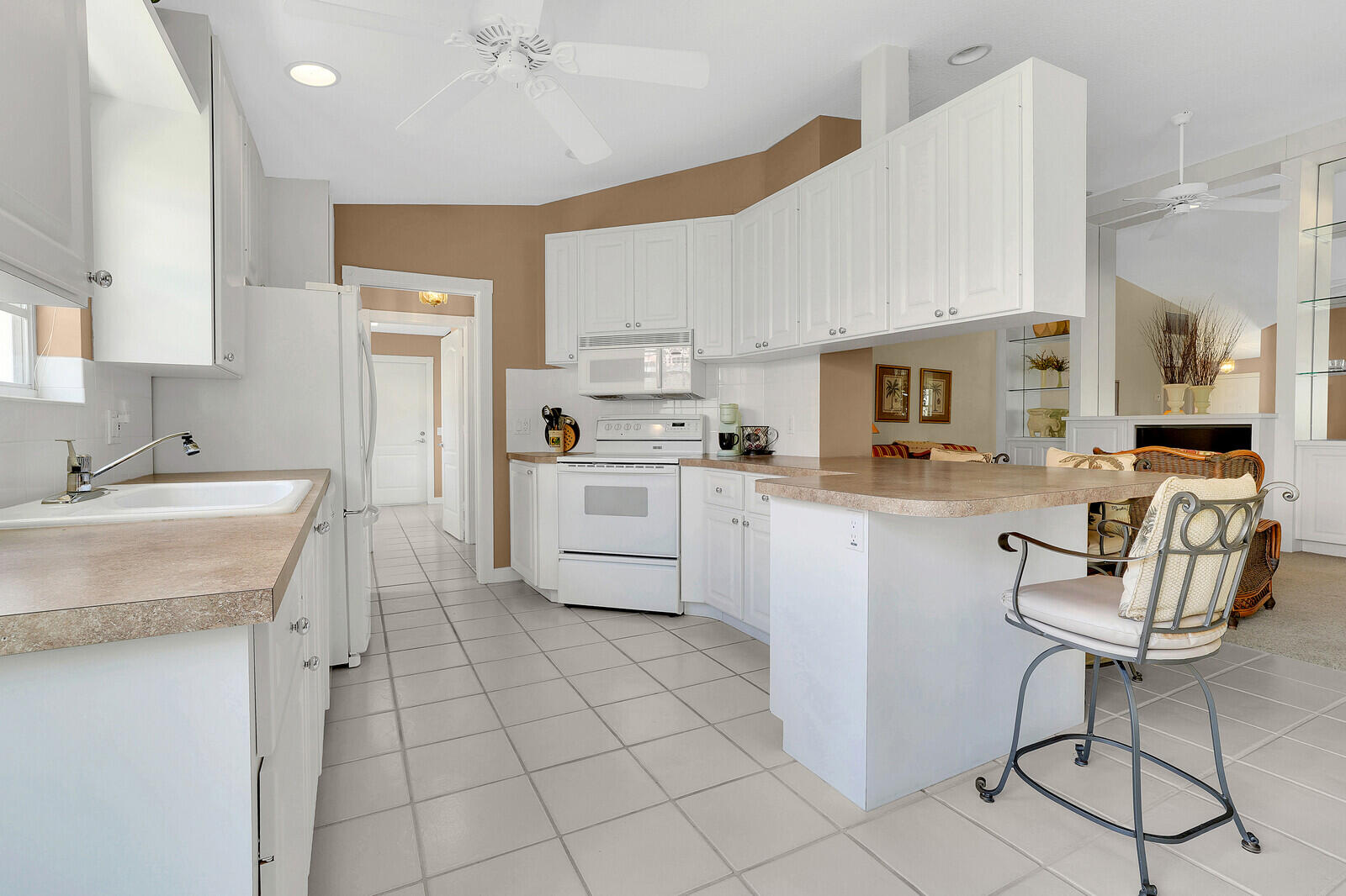 2503 SW Parkside Drive