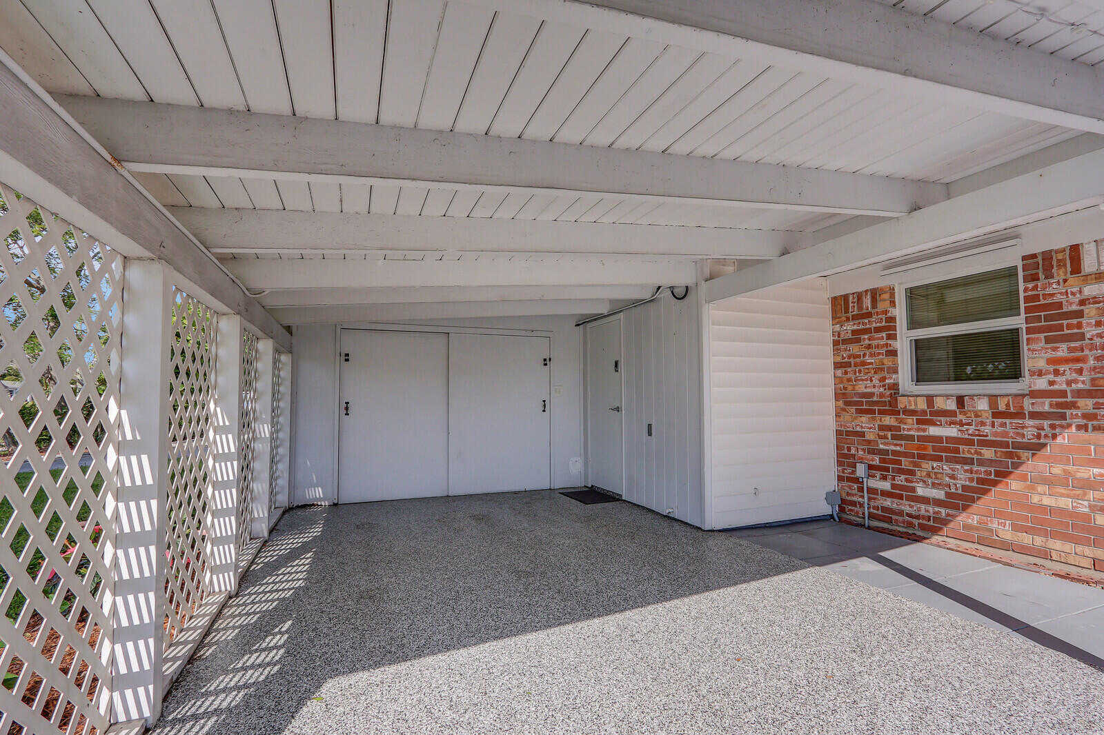 825 Northern Drive
