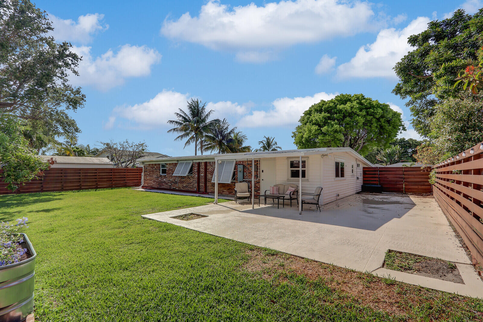 825 Northern Drive