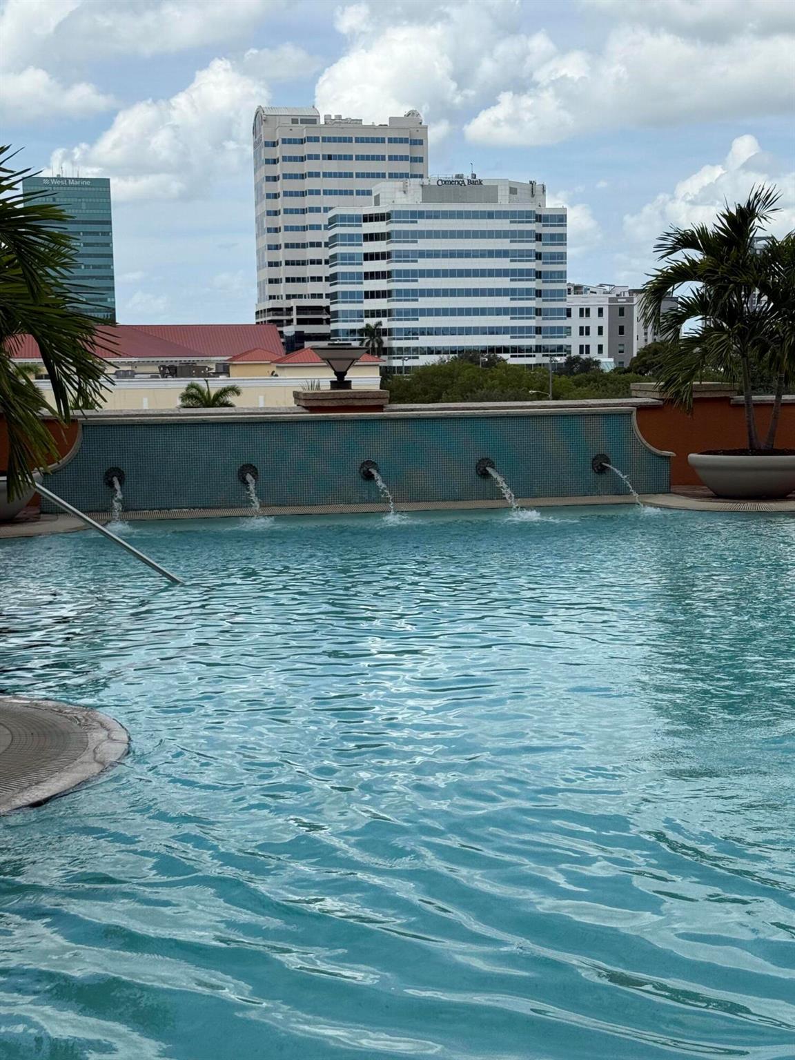 100 N Federal Highway 1139