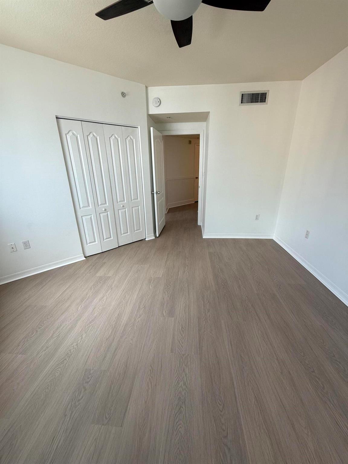 100 N Federal Highway 1139