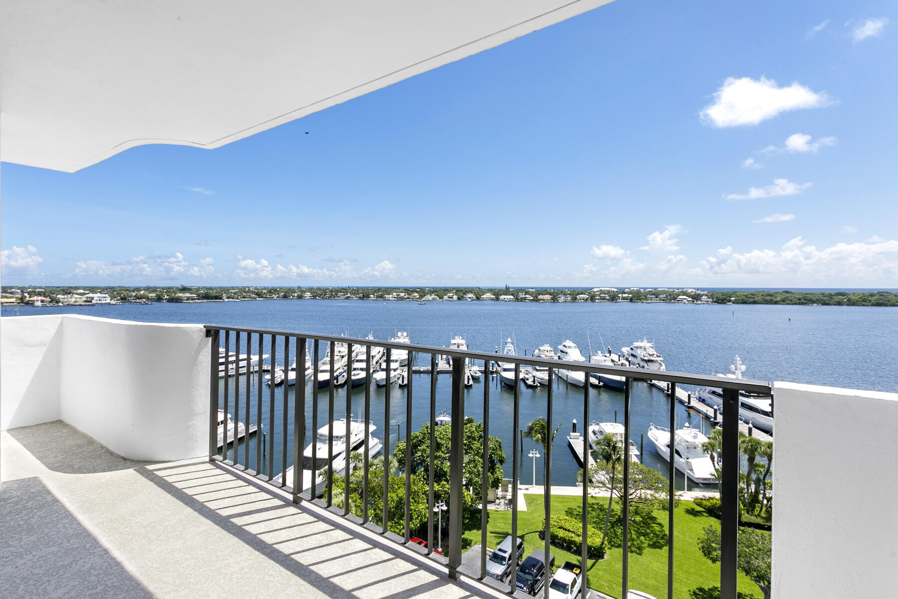 1200 Marine Way 802