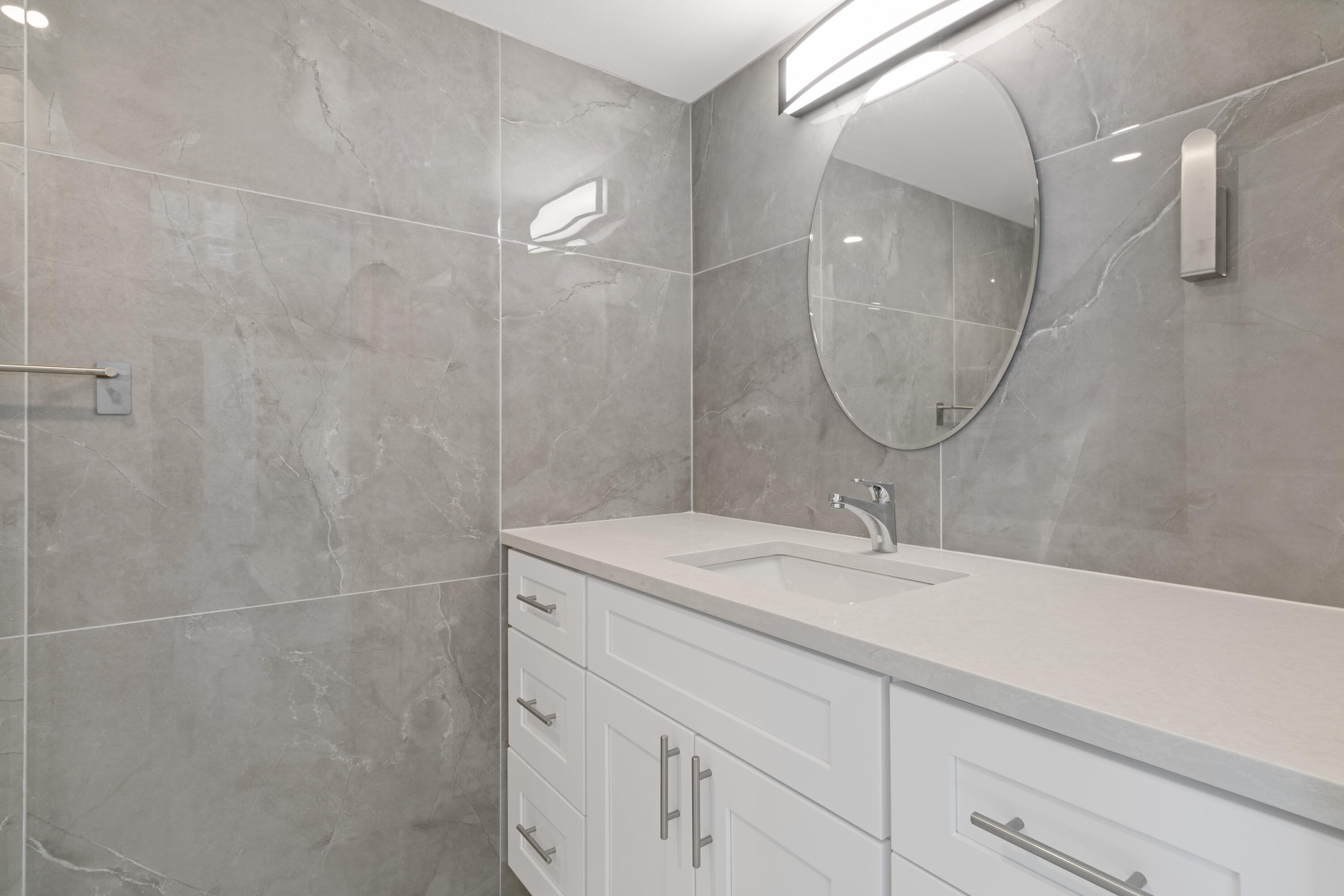 1200 Marine Way 802