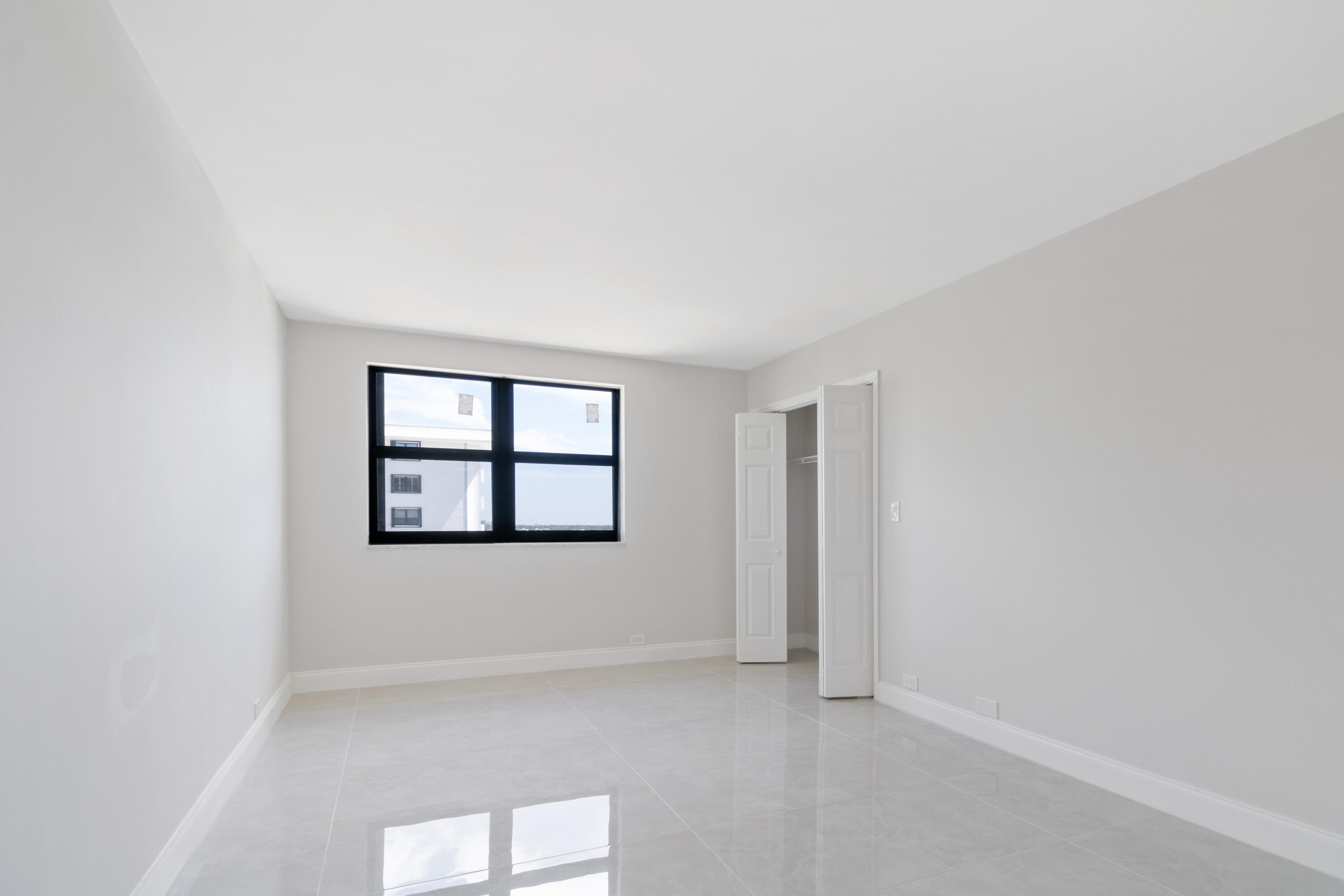 1200 Marine Way 802