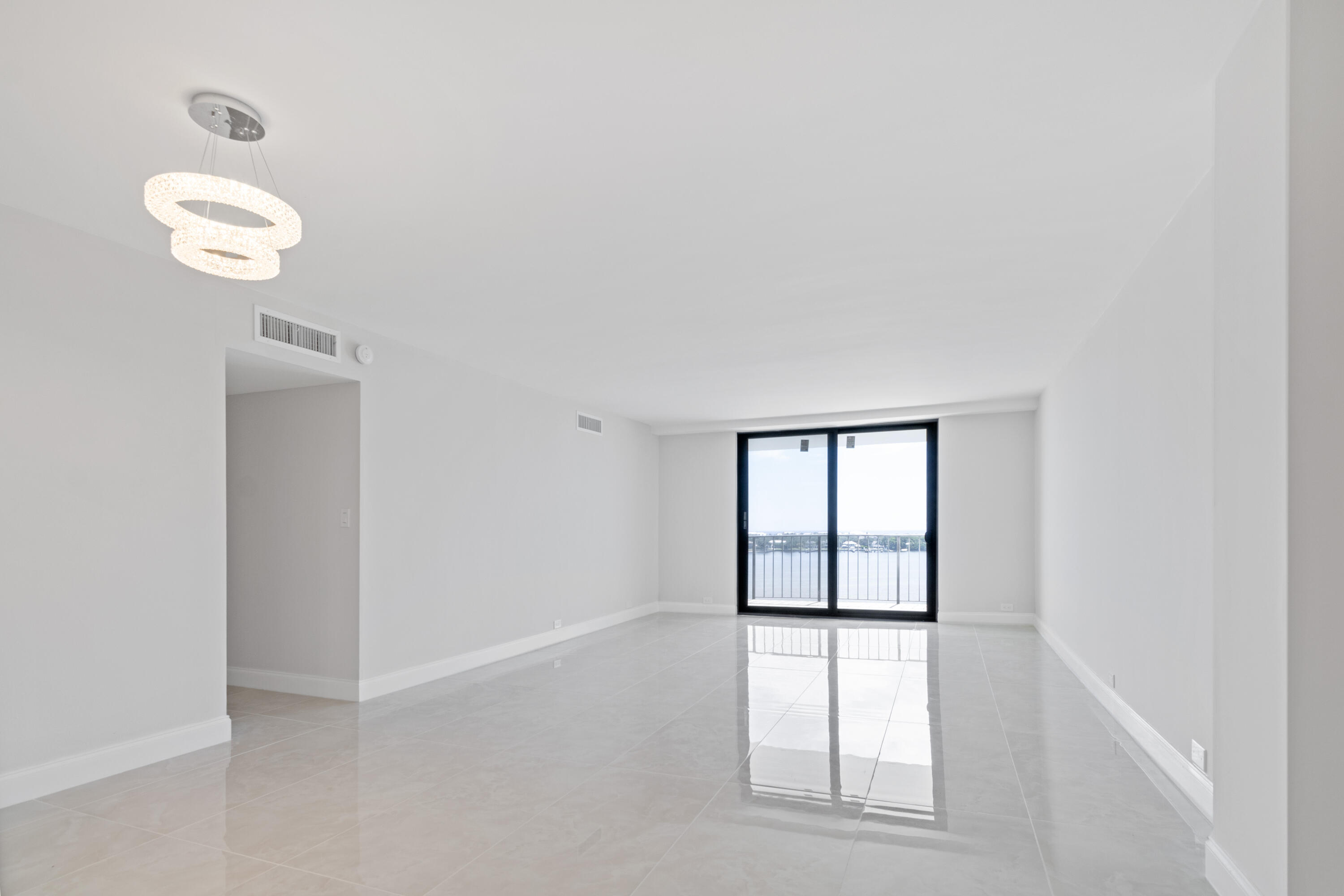 1200 Marine Way 802