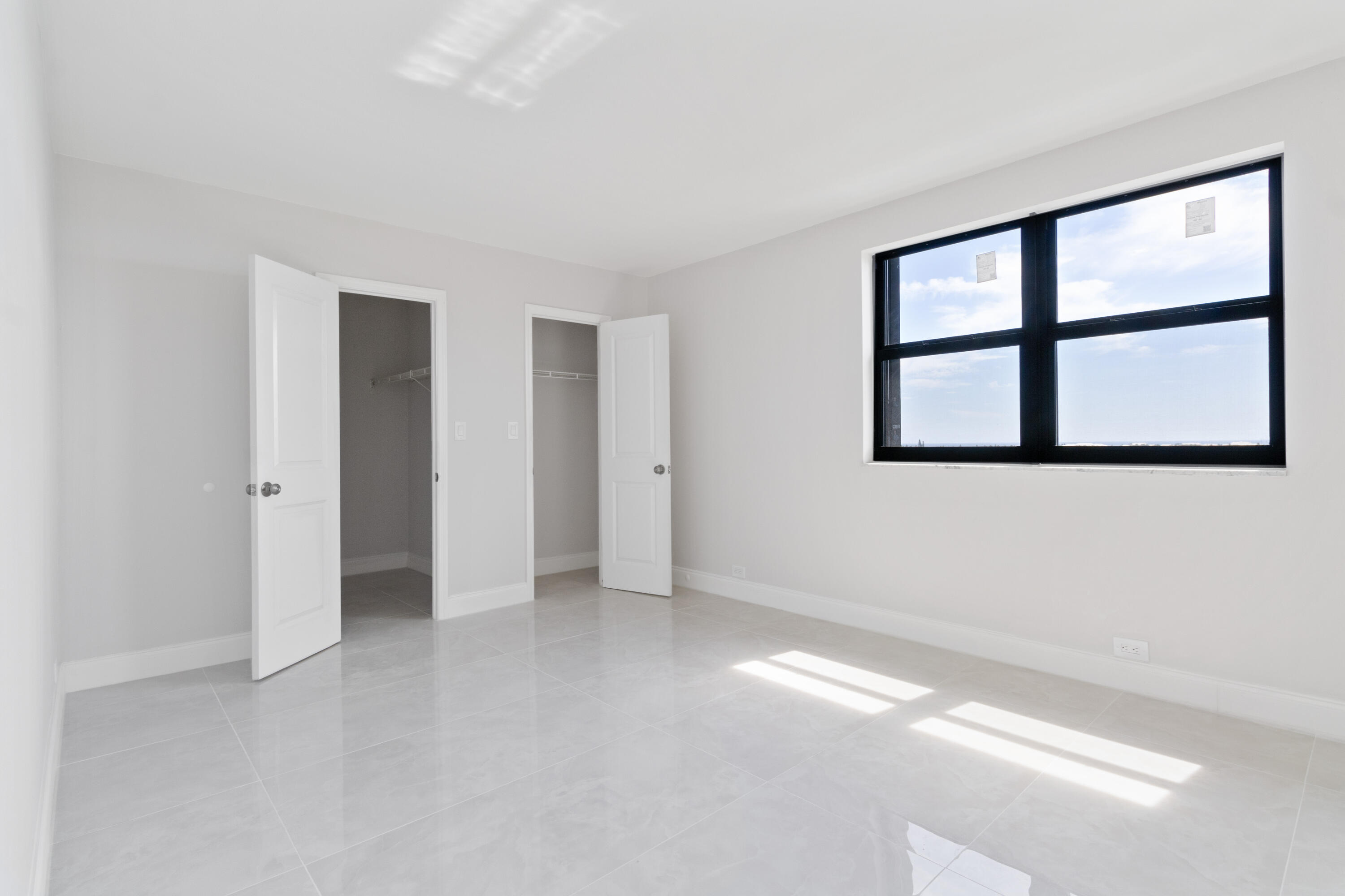 1200 Marine Way 802